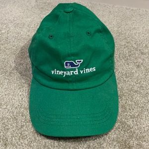 Vineyard vines hat